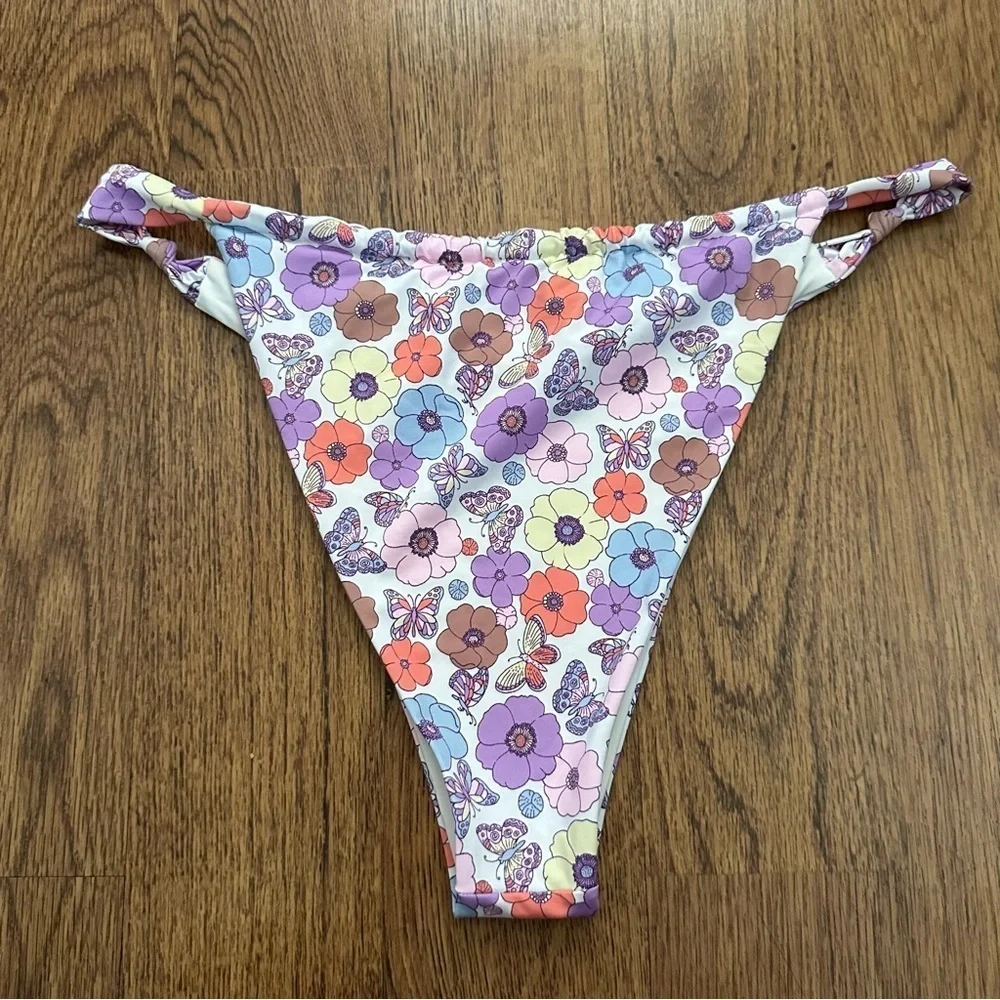 Frankie's Bikinis White floral high rise sexy bikini bottom Swimwear size large